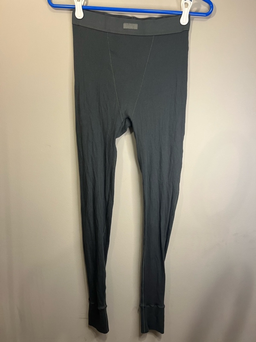 SKIMS Dark Green Leggings